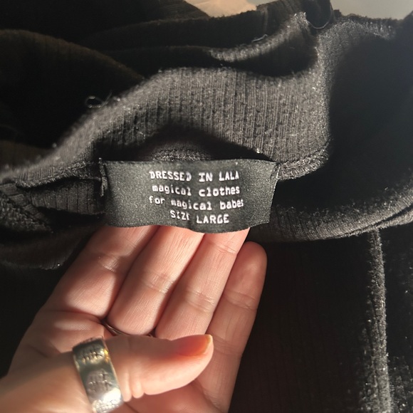 Dressed in LALA ribbed playsuit - Picture 2 of 3